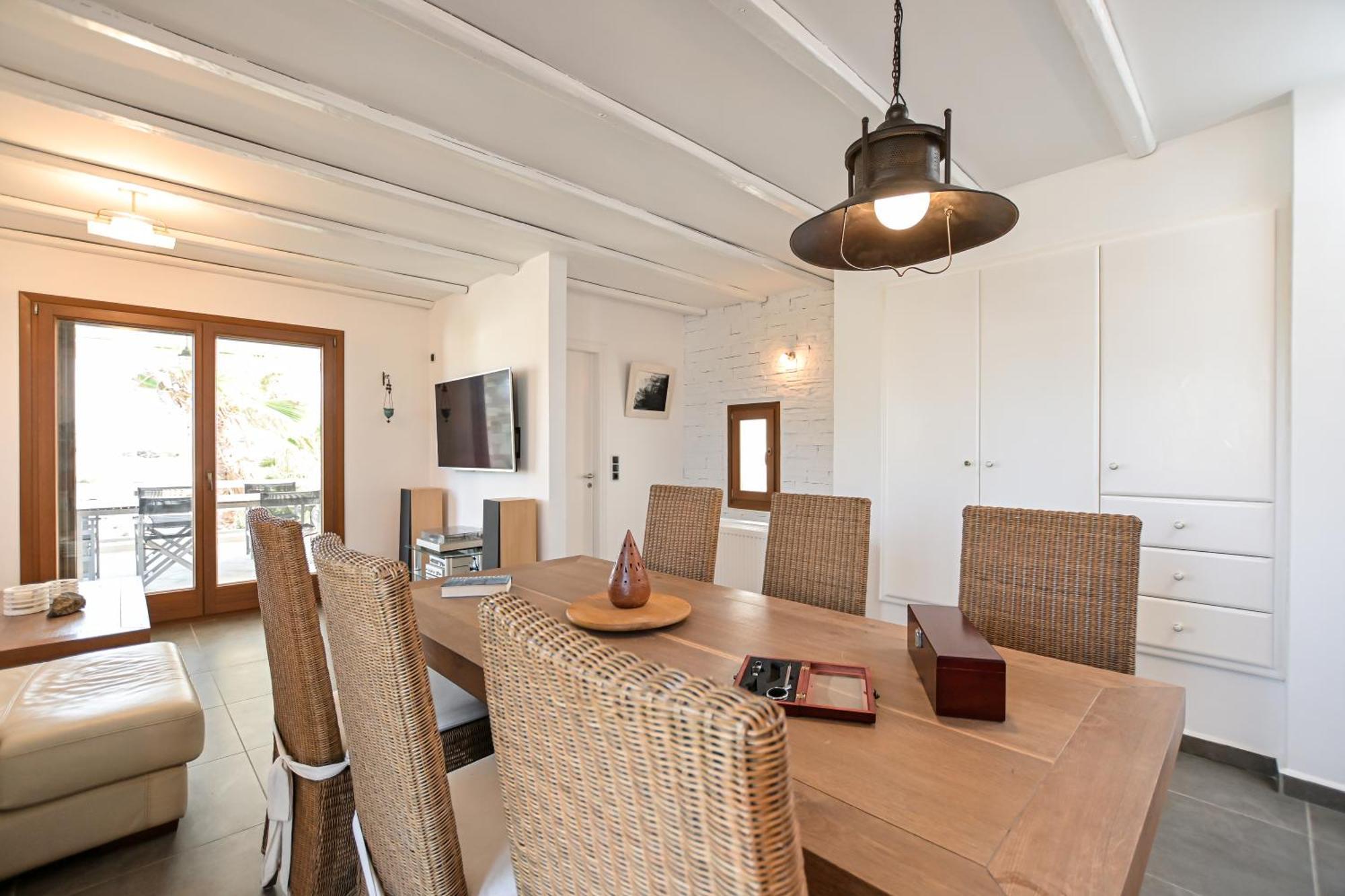 4 Bedroom Villa Valerie With Private Swimming Pool Stelida  Dış mekan fotoğraf